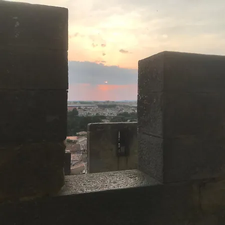 Le Clos Saint Michel דירה קרקסון