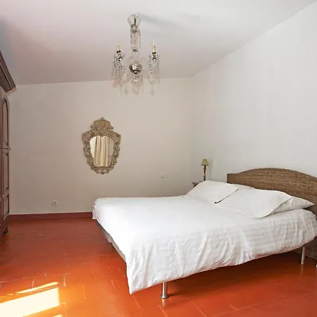 Le Clos Saint Michel Lägenhet