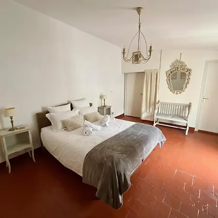 Le Clos Saint Michel Apartman *